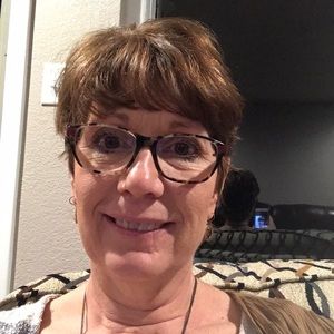 Meet your Posher, Tami